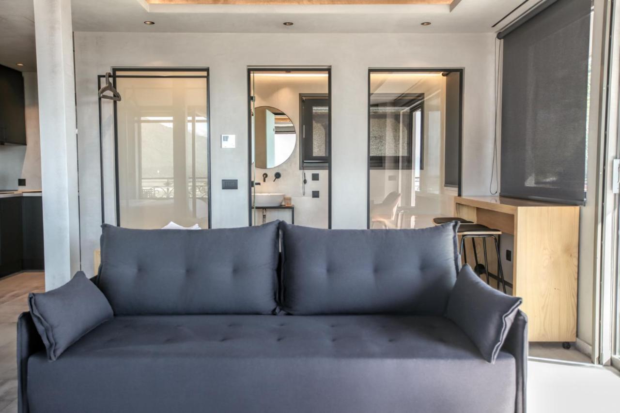 Meteora Heaven And Earth Premium Suites - Adults Friendly كالامباكا المظهر الخارجي الصورة